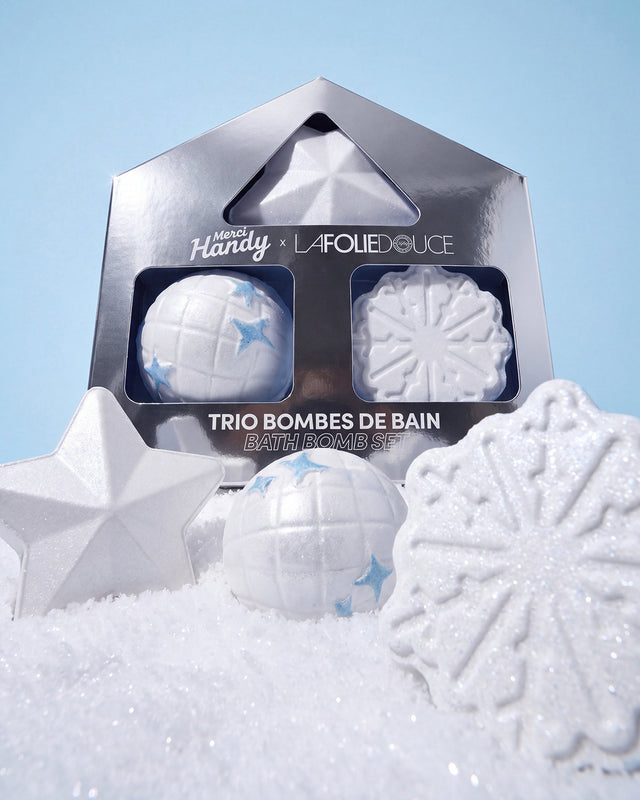 Trio Bombes de Bain x La Folie Douce™ Merci Handy – coffret argenté des 3 bombes de bain sur la neige